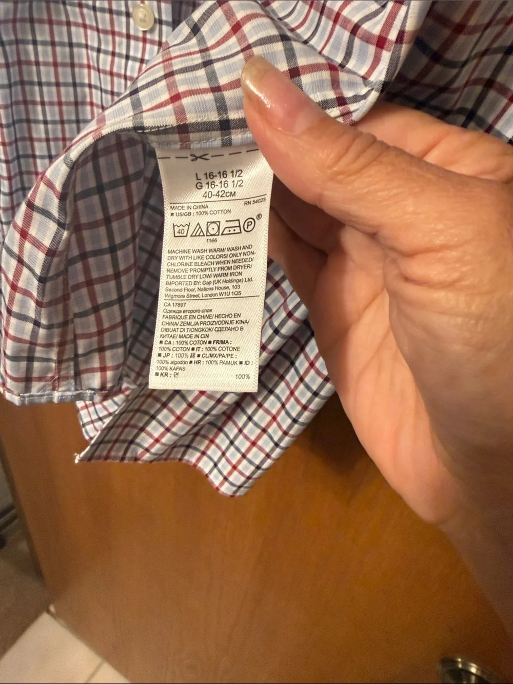 4 Banana Republic Men's Plaid Button-Down Shirt - Blue, Light Green, Pink, White
